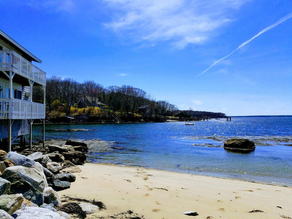 Smugglers Cove Inn Dayville Εξωτερικό φωτογραφία