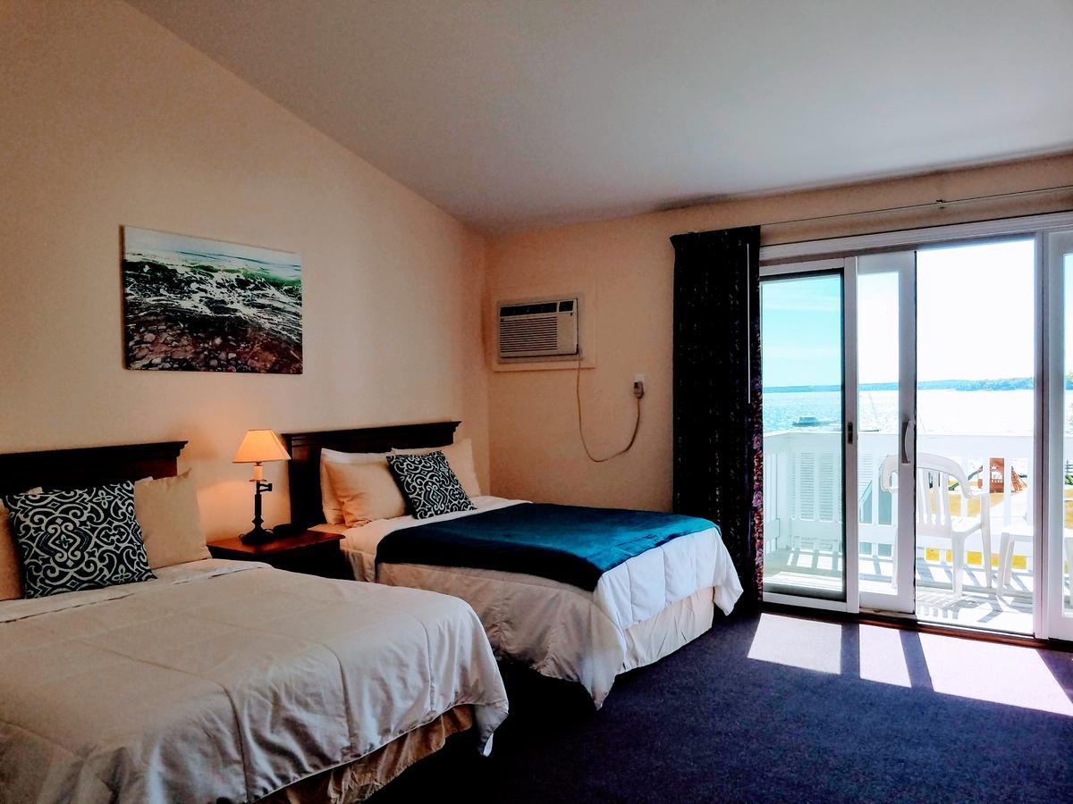Smugglers Cove Inn Dayville Εξωτερικό φωτογραφία