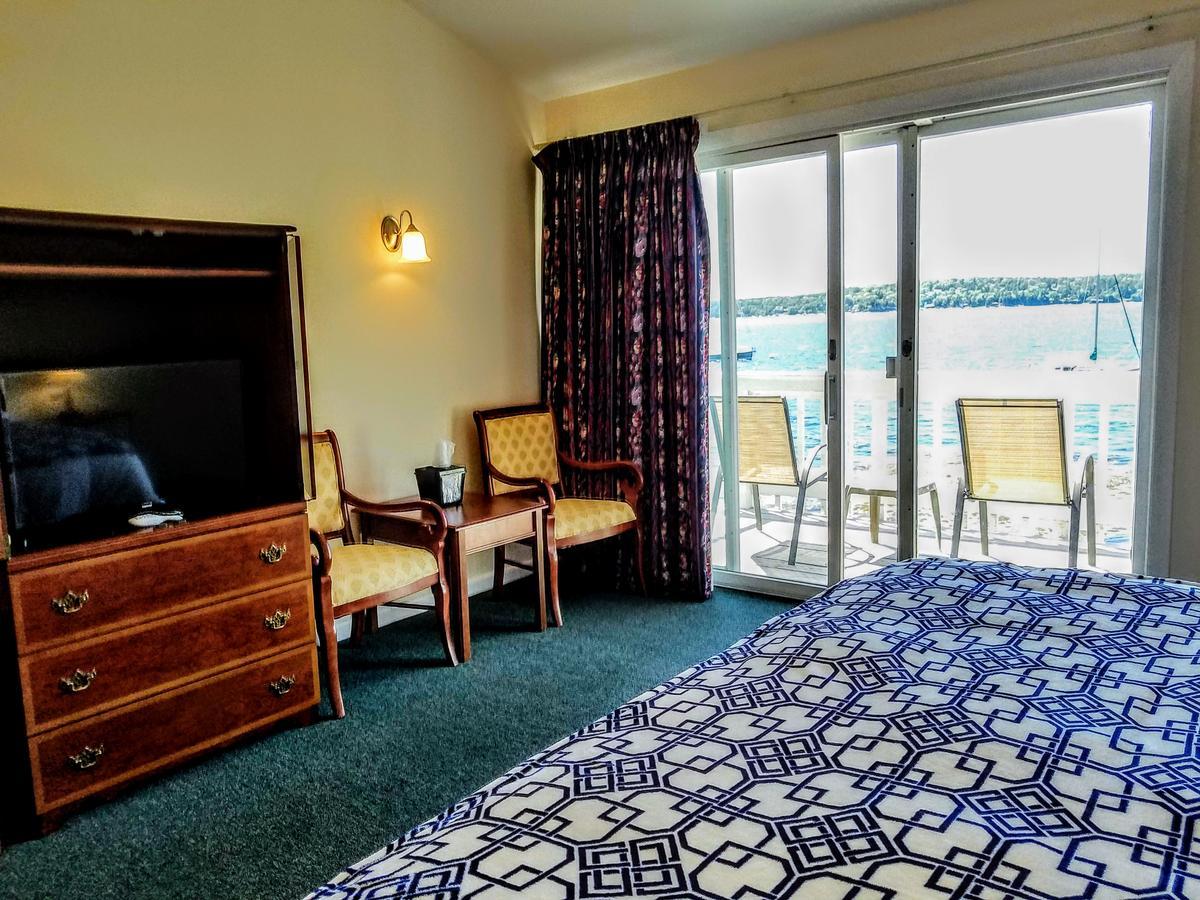 Smugglers Cove Inn Dayville Εξωτερικό φωτογραφία