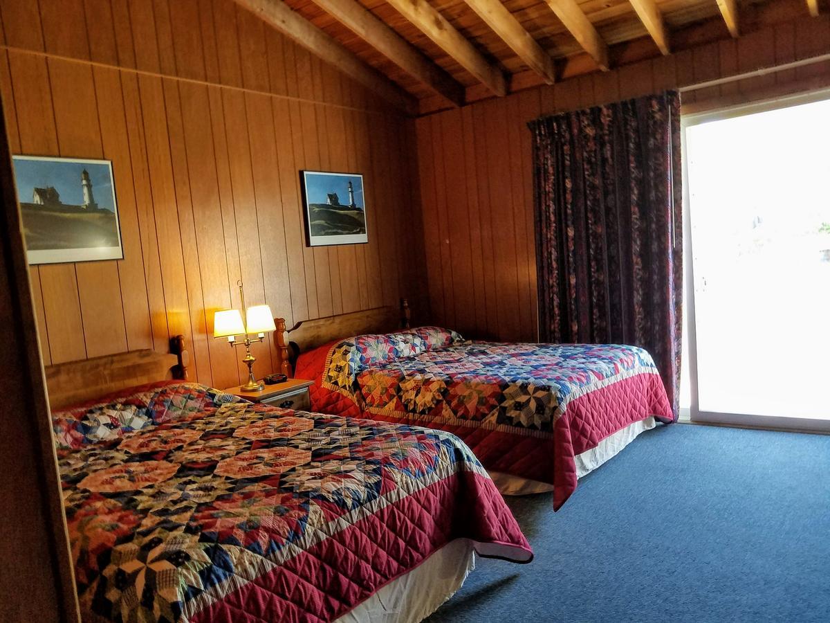 Smugglers Cove Inn Dayville Εξωτερικό φωτογραφία